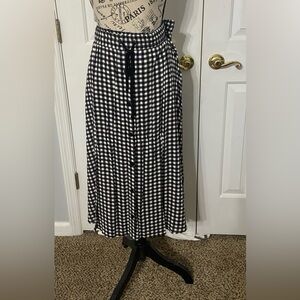 LuLaRoe Black and White Checkered Midi Skirt
